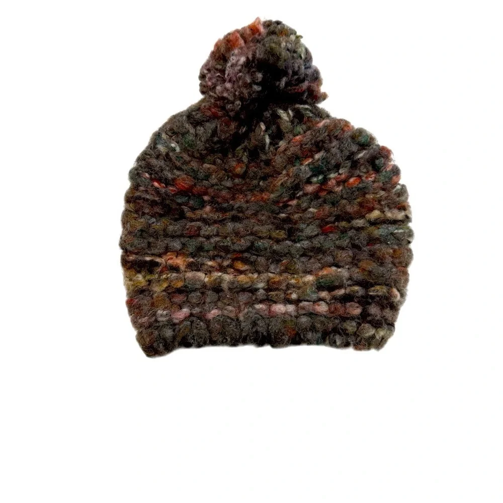 Nardi & Tagliaferri Made In Italy Earthy Chunky Knit Beanie Hat with Pom